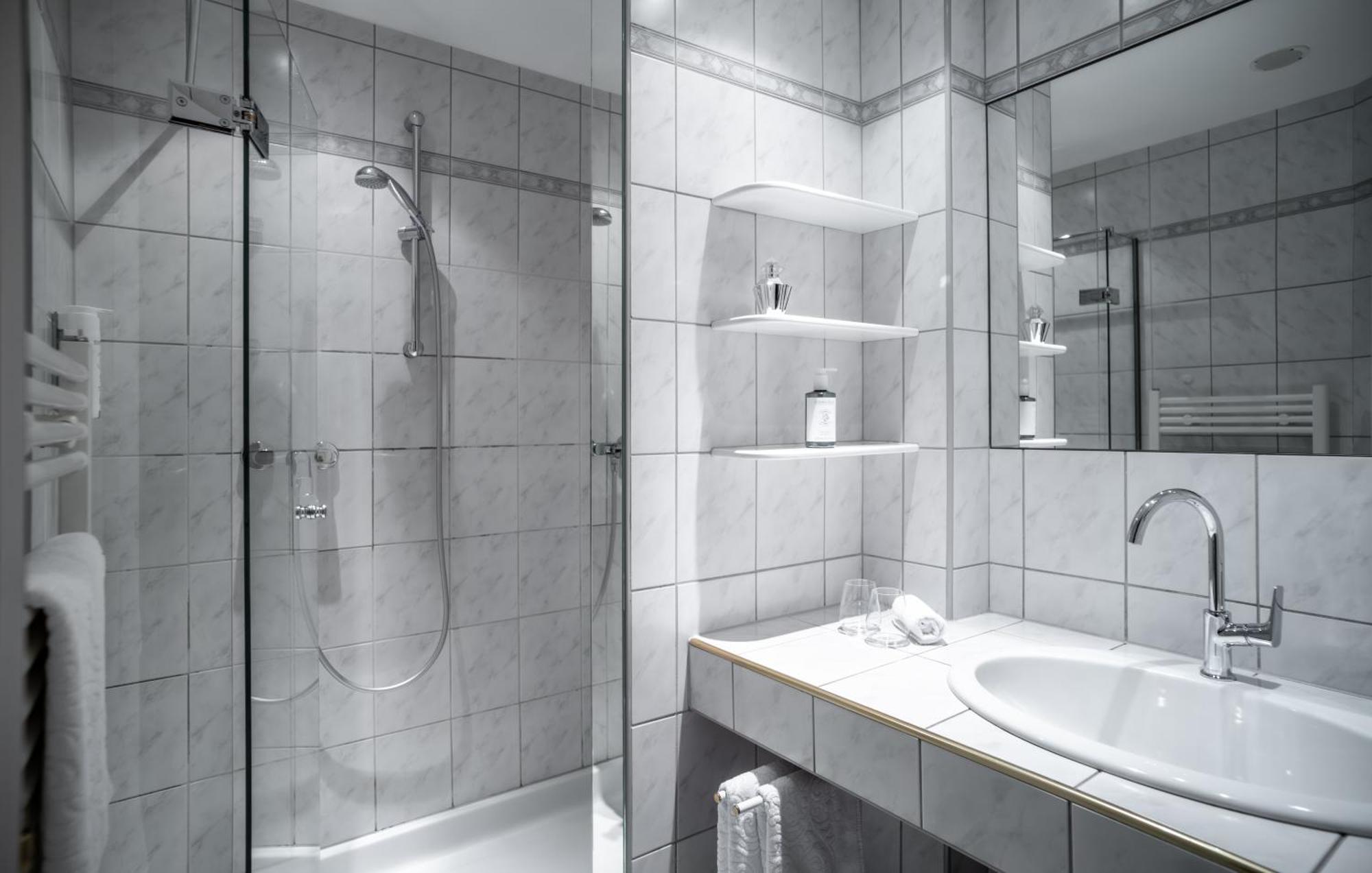 Sonnenhof Appartements Pertisau Quarto foto